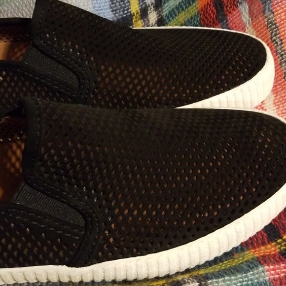 Frye Camille Leather Slip-On - Picture 6 of 8